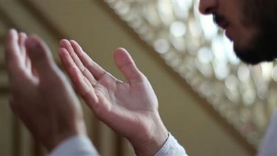 اختلف حوله الفقهاء.. متى يكون الدعاء في صلاة التراويح تحديدًا؟