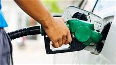 بعد تأجيل قرار الزيادة أكثر من مرة.. رفع أسعار البنزين والسولار | بث مباشر 