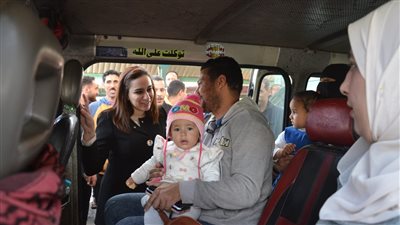 نائب محافظ البحيرة تتفقد مجمع مواقف دمنهور لمتابعة الالتزام بتعريفة الركوب الجديدة | صور