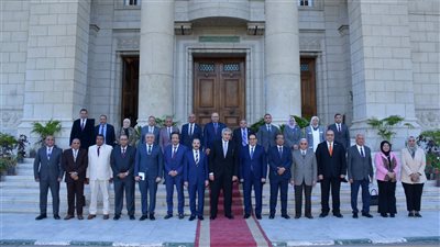 التعليم العالي: تشكيل لجنة لوضع لائحة عمل موحدة لوحدات حقوق الإنسان بالجامعات