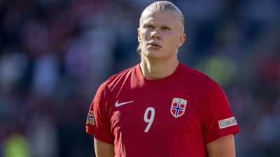 بعد أنباء إصابته.. موقف هالاند من المشاركة في مباراة النرويج والتشيك 
