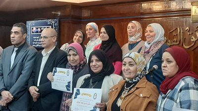  دار الكتب والوثائق تحتفل بعيد الأم وتكرم الأمهات المثاليات