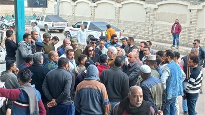 نائب محافظ البحيرة تتفقد مجمع مواقف المحمودية لمتابعة الإلتزام بتعريفة الركوب الجديدة