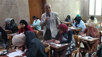 آثار القاهرة: امتحانات الميدتيرم تسير في أجواء هادئة مع تطبيق الإجراءات الاحترازية| صور 