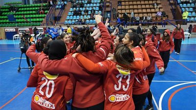 سيدات الأهلي يفزن على الشمس ويتوجن بكأس مصر لكرة اليد