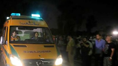 شاب يشعل النار في نفسه بالشارع بالقرب من مترو جامعة القاهرة