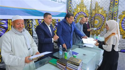 في ليلة رمضانية.. صناع الخير تكرم حفظة القرآن الكريم بمركز البدرشين بالجيزة| صور