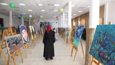 الثقافة الفلسطينية تطلق معرض مائة لوحة من غزة في القدس| صور