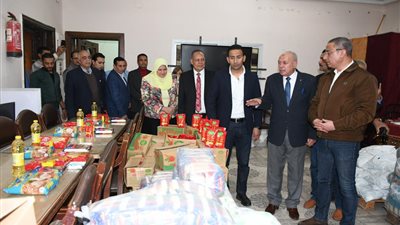 محافظ الفيوم يفتتح معرض أهلا رمضان بنقابة المعلمين