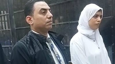 انهيار المتهمة بإنهاء حياة صديقتها فرح طالبة طنطا أمام المحكمة بعد إحالتها للمفتي| بث مباشر