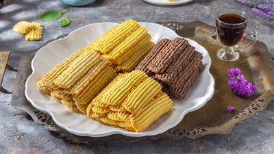 دايب من أول قطمة.. مقادير طريقة عمل بسكويت العيد مثل العبد دون ماكينة 