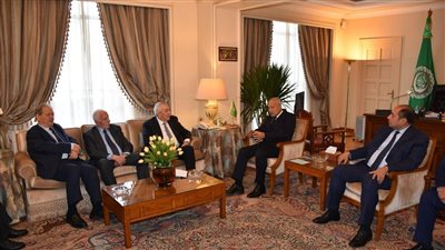 أبو الغيط يستقبل وفدًا رفيع المستوى من حركة فتح