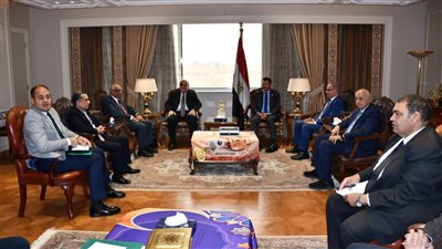  وزير الرياضة يناقش آليات الحد من أمراض القلب والموت المفاجئ بالملاعب المصرية