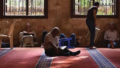 منع تصوير المعتكفين وتوزيع كتب أو مطويات.. الأوقاف تكشف ضوابط الاعتكاف في المساجد