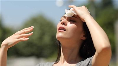 مع انتشار موجة الحرارة الشديدة.. ما آثار الحر على الإصابة بجلطات العين؟