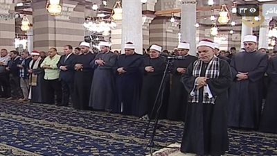 إقامة أول تراويح بمسجد السيدة زينب بعد افتتاحه| بث مباشر 