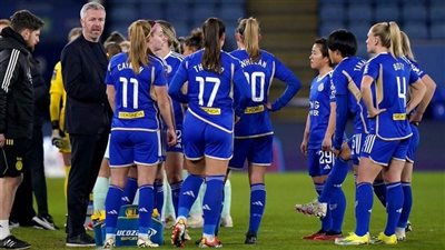 ليستر سيتي يعلن إقالة مدرب فريق السيدات لدخوله في علاقة مع إحدى لاعبات النادي