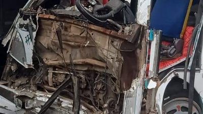 ننشر صور حادث تصادم سيارة نقل وأتوبيس عمالة بالمنوفية