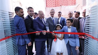 وزير الاتصالات: 1000 ماكينة صراف آلي جديدة بمكاتب البريد للتوسع في تقديم الخدمات المالية