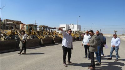  منها توصيل الغاز للوحدات.. رئيس جهاز العبور الجديدة يلتقي سكان المدينة لمناقشة مشكلاتهم