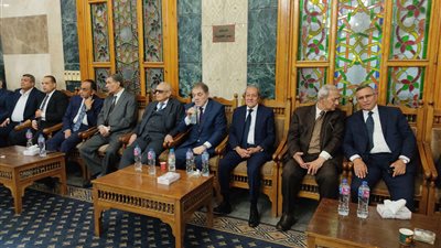 يمامة ورؤساء الوفد السابقين وقيادات الحزب يُقدمون واجب العزاء في وفاة ياسين تاج الدين