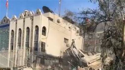 قتلى وجرحى في هجوم إسرائيلي بالقرب من سفارة إيران بسوريا 