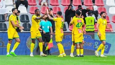 محمد شريف يشارك في فوز الخليج على الرائد بالدوري السعودي