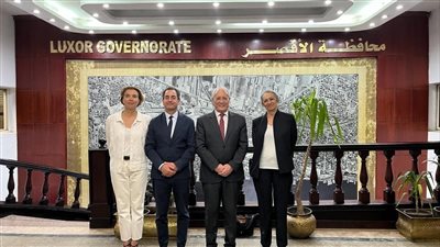 آخر زيارة له من 7 سنوات.. السفير الفرنسي يبدي انبهاره بالأقصر 