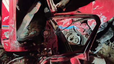 بينهم حالات خطيرة.. إصابة 9 شباب إثر انقلاب ميكروباص في قنا| أسماء وصور