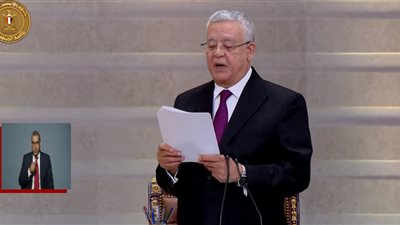 رئيس البرلمان لـ السيسي: ندعوكم إلى مواصلة العمل للارتقاء بمصر وعدم الالتفات لأصوات الجهل والتشكيك 