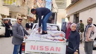 التحفظ على طن سكر بدون فواتير داخل محل عطارة بالإسكندرية