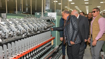 وزير قطاع الأعمال: قرض بـ 600 مليون يورو لدعم مصانع الغزل والنسيج.. والشركة حققت أرباحا غير مسبوقة