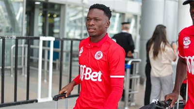 بعثة سيمبا التنزاني تصل إلى القاهرة لمواجهة الأهلي | صور