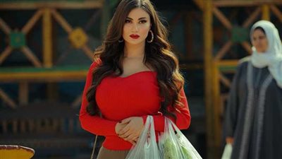 هدى الأتربي: هناك طبقات من المجتمع ترتدي نفس ملابسي بالعتاولة.. وأزمة صحية سبب زيادة وزني