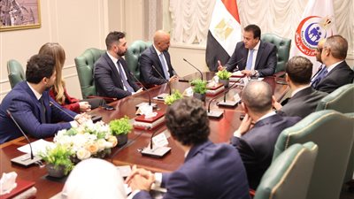 وزير الصحة يستقبل وفد شركة بوسطن ساينتيفيك لتعزيز التعاون بمجال القسطرة القلبية والأوعية الدموية