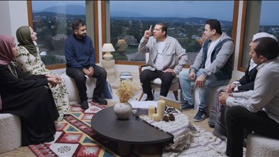 عمرو خالد يكشف عن 7 أخلاق نبوية تكسب بها قلوب الناس