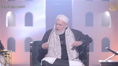 هل يجوز حفظ القرآن عبر تطبيقات الإنترنت؟.. الدكتور علي جمعة يوضح