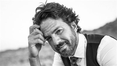 عمر الشناوي ينتظر عرض فيلم الغربان