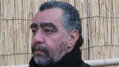 وفاة الفنان التشكيلي حازم المستكاوي عن عمر 59 عامًا