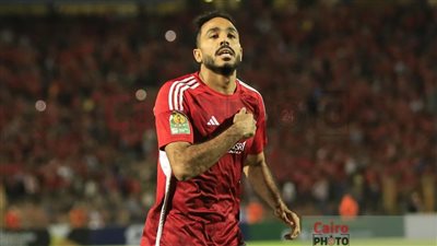 كهربا وعبد المنعم يواصلان الغياب عن تدريبات الأهلي الجماعية