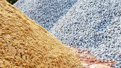 أسعار الرمل والزلط اليوم في الأسواق بعد تراجع طن الحديد