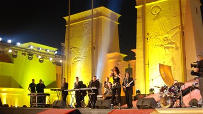 كانوا بيركبوا ديكور فيلم.. إصابة 6 عمال في الحي الفرعوني بمدينة الإنتاج الإعلامي