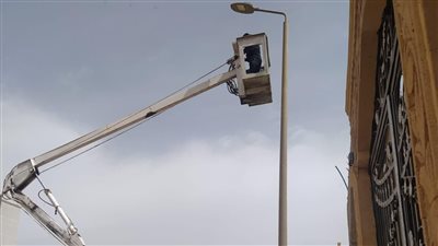 أجهزة مدن النوبارية ودمياط وسوهاج تنفذ أعمال صيانة للكهرباء ورفع كفاءة للطرق
