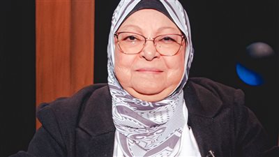 سعاد صالح لـ أميرة بدر: حديث السيدة عائشة أن الرسول تزوجها وهي صغيرة غير صحيح 