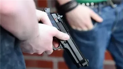 القبض على مقاول أشهر سلاحا ناريا في وجه صحفي بالهرم