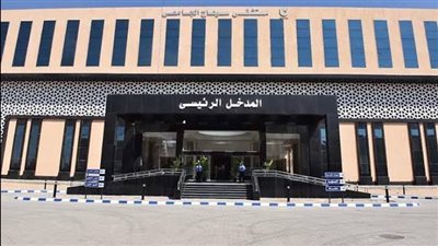 فريق طبي بمستشفى سوهاج الجامعي ينجح في إجراء عملية جراحية لأحد مصابي غزة