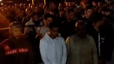 تشييع جثمان فتحي ضحية إطلاق النيران أمام نادي المعلمين بالبحيرة