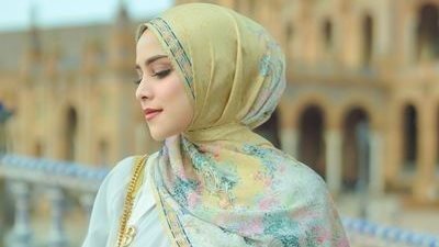 لفات طرح للوجه الطويل.. 4 أخطاء تجنبيها و3 نصائح اعتمديها