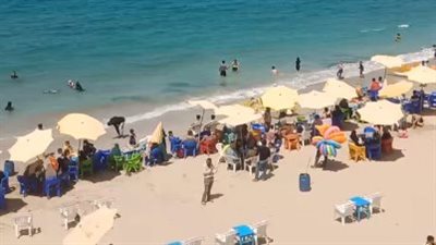 آخر الأيام الصيفية.. إقبال منخفض على شواطئ الإسكندرية