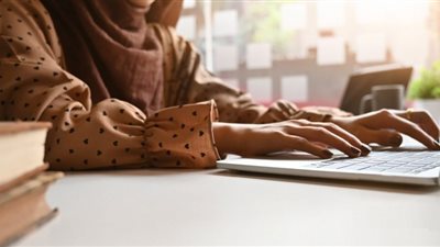 مع انشغال الحياة العملية.. الخطوات الأساسية لتبني نمط حياة صحي أكثر 